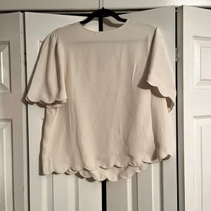 White blouse with scalloped sleeves - new with tags